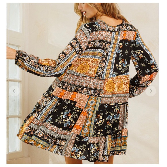 Gypsy Chic Floral Tired Button Up Dress - Picture 4 of 6